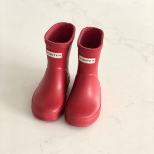 Hunter flat sole rain boots—Size 4